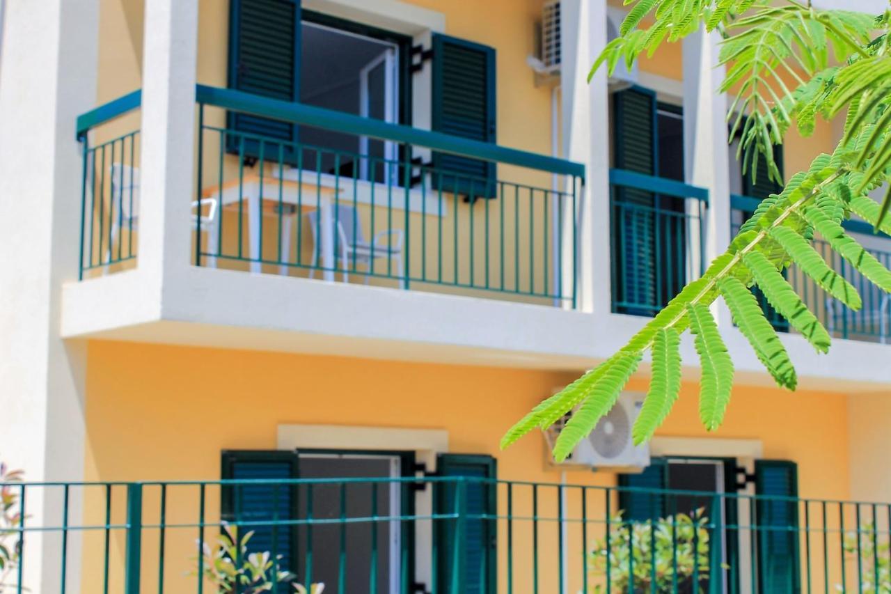 Wave Luxury Apartments Kassiopi Luaran gambar