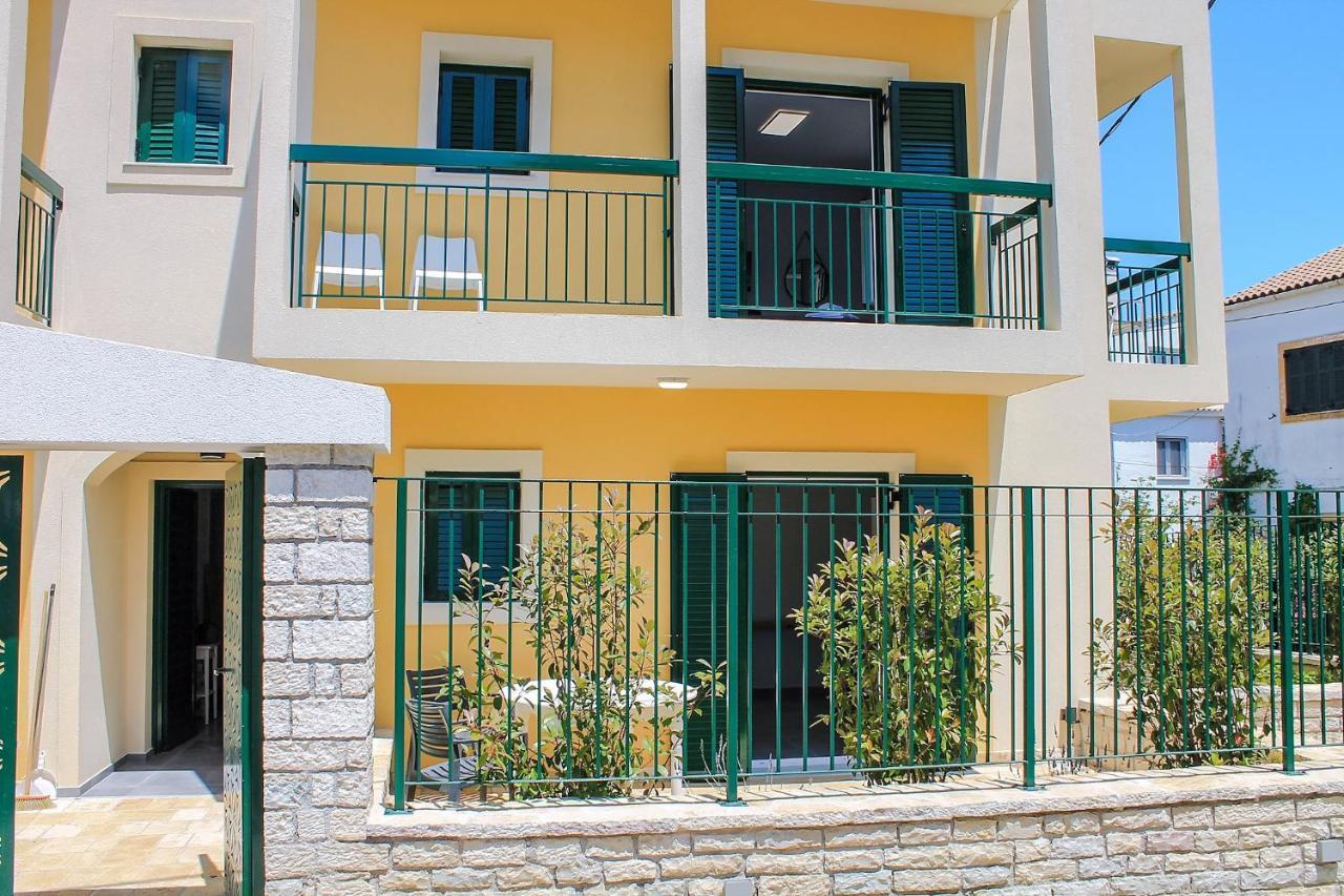 Wave Luxury Apartments Kassiopi Luaran gambar